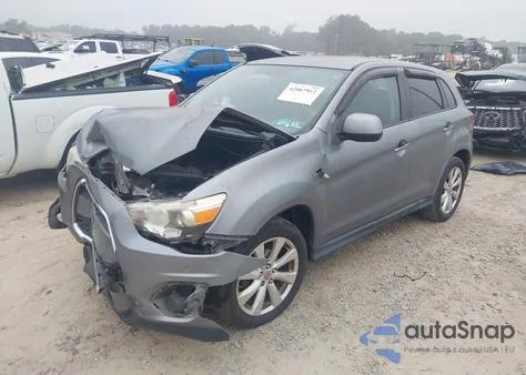 2013 Mitsubishi Outlander Sport Es z USA, uszkodzony, nr VIN 4A4AP3AU1DE015966